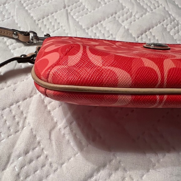Coach Signature Print Red and Pink Wristlet - Picture 11 of 13